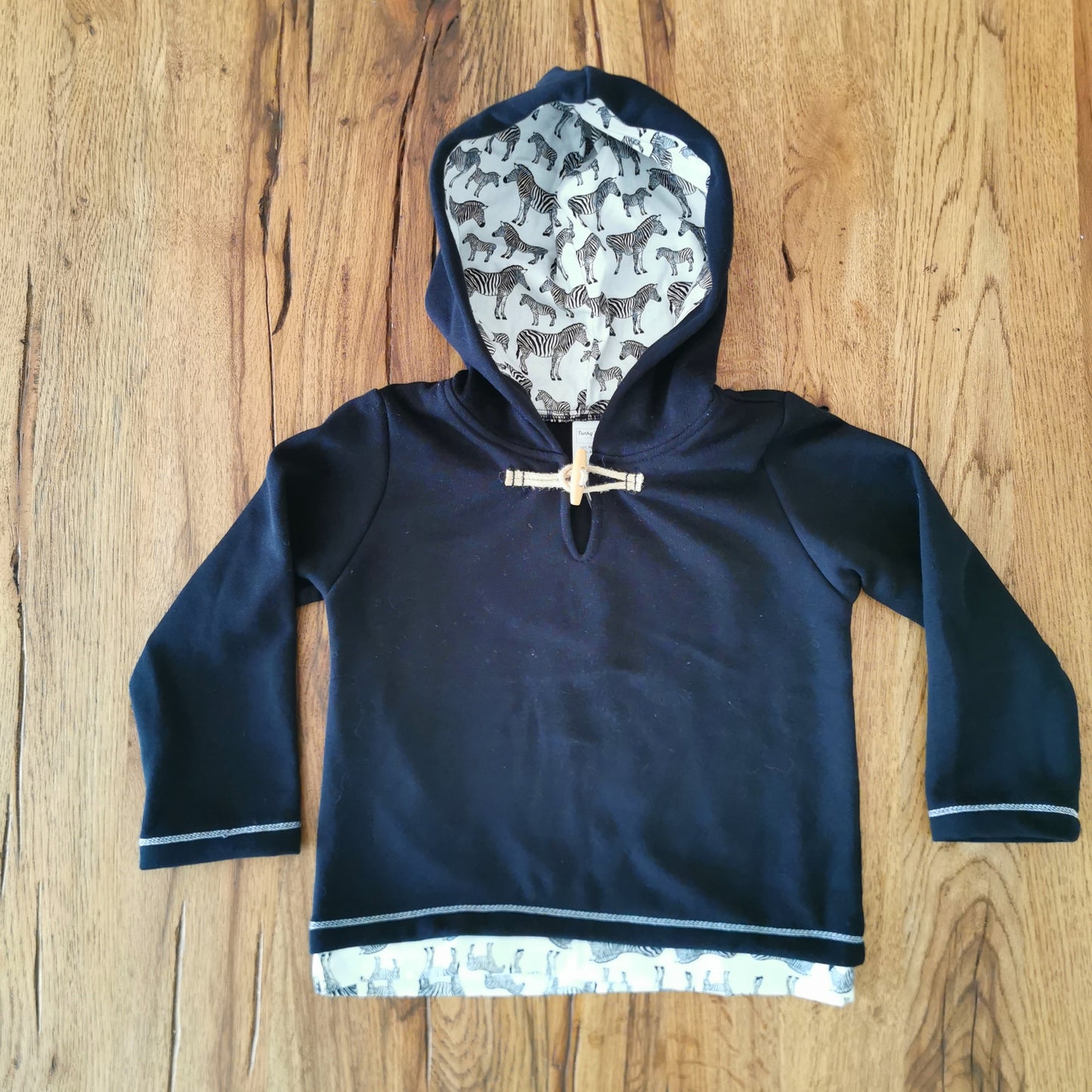 Sweatshirt Black & Zebra